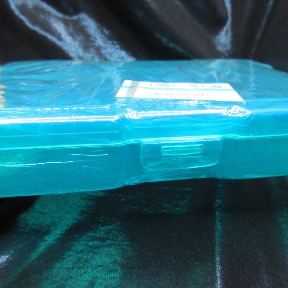 Light Blue Plastic Storage Case - Picture 2 of 5